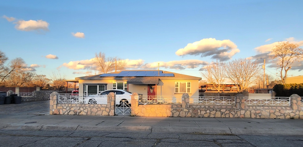 8021 Carpenter Dr, El Paso, TX 79915 - photo 1