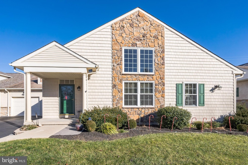 112 Arbour Ct, North Wales, PA 19454 - photo 1