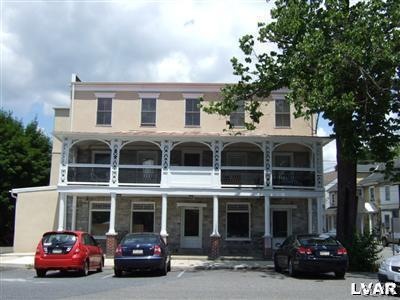 201 W Main St unit 1, Bath, PA 18014 - photo 1