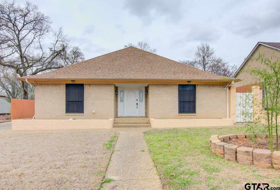 641 641 Timberwilde Dr, Tyler, TX 75703 - photo 1