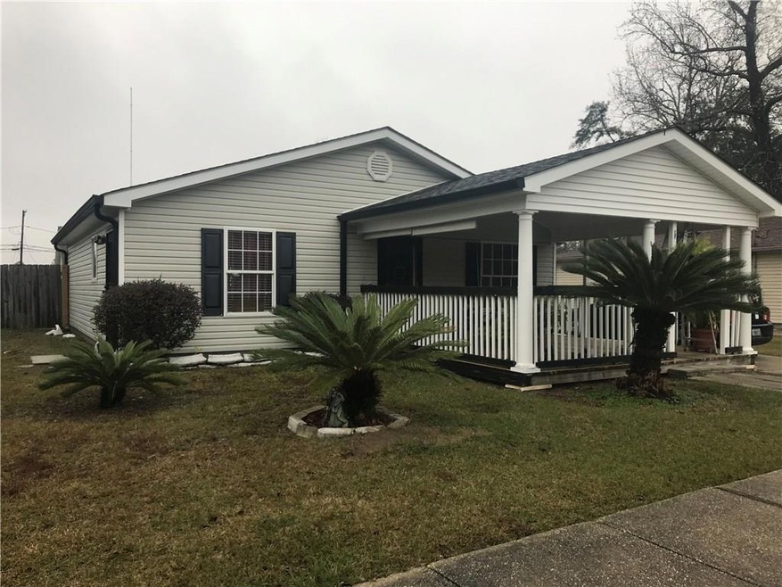 6 Ames Walk, Marrero, LA 70072 - photo 1