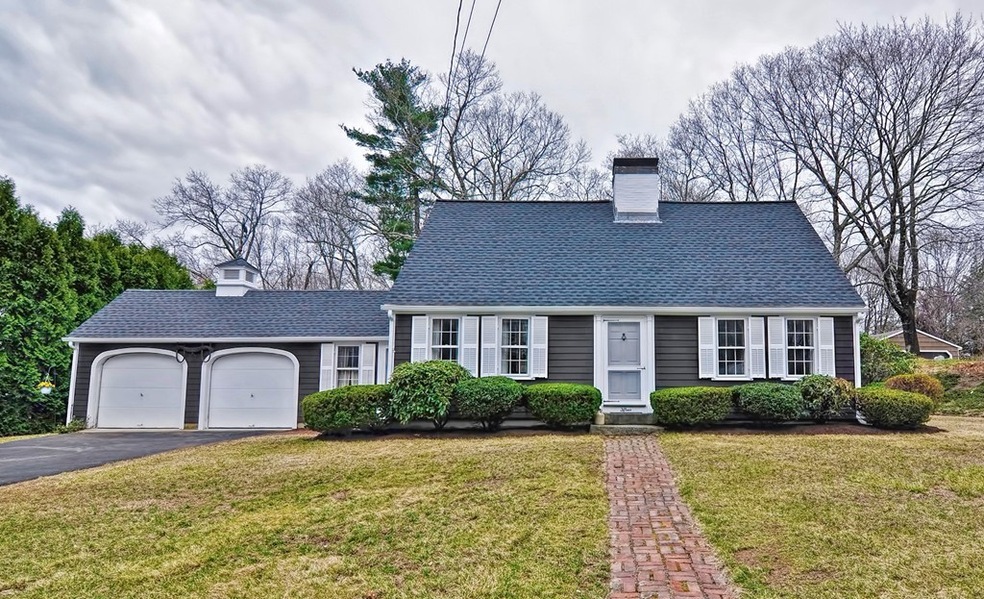 15 Highland St, Hopedale, MA 01747 - photo 1