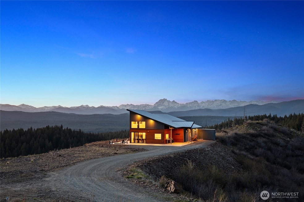 For Sale $1,995,000 • Co-Listing Agent