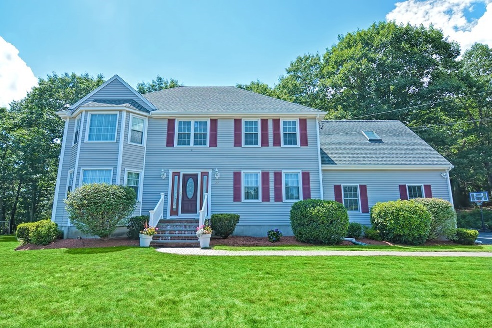 24 Hill St, Foxboro, MA 02035 - photo 1