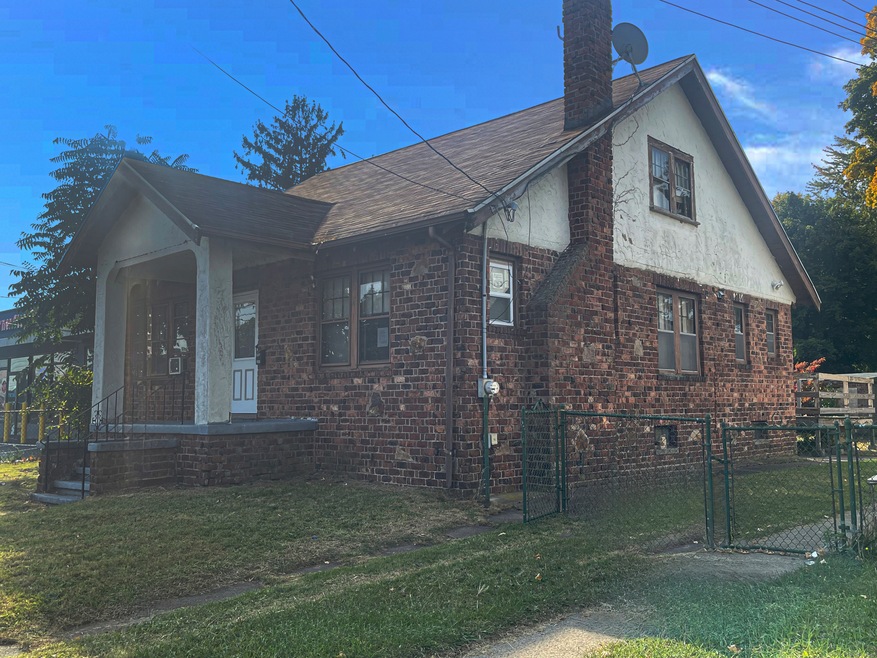 88 Hemingway Ave, East Haven, CT 06512 - photo 1