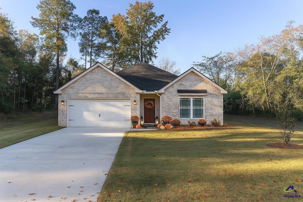 For Sale $289,900 • Co-Listing Agent