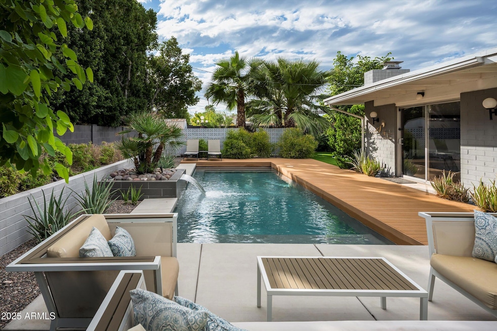 1651 E Rovey Ave, Phoenix, AZ 85016 - photo 1