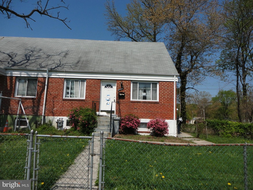 8008 24th Ave, Hyattsville, MD 20783 - photo 1