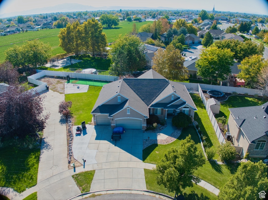 916 S 1760 W, Syracuse, UT 84075 - photo 1