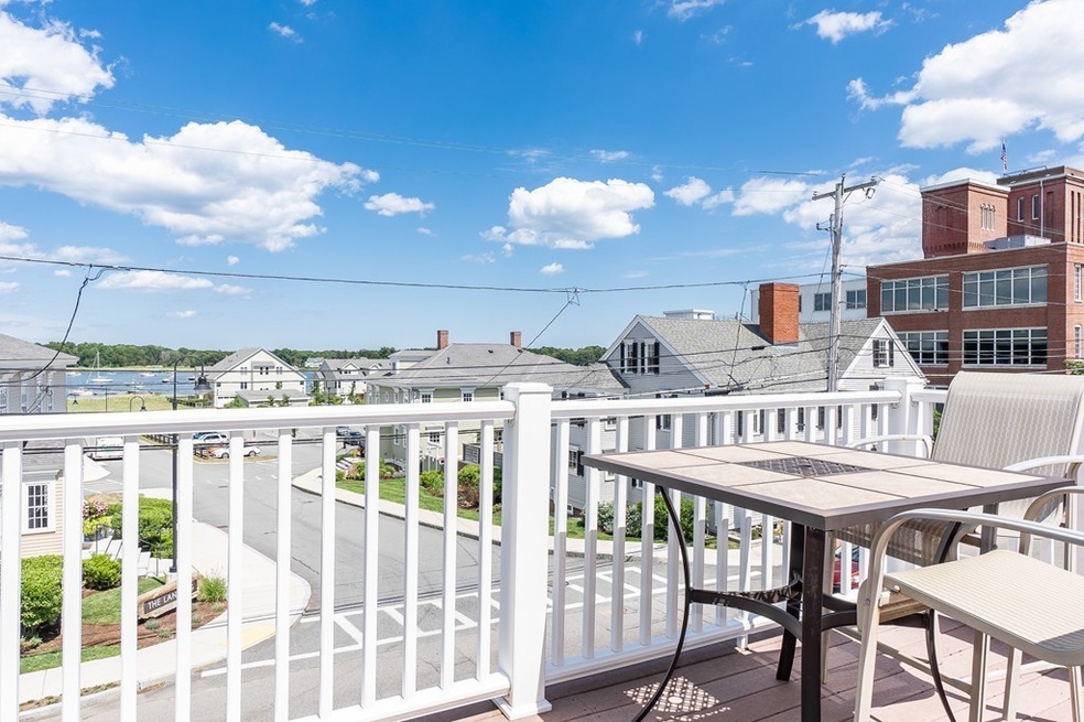 243 Merrimac St unit 2, Newburyport, MA 01950 - photo 1