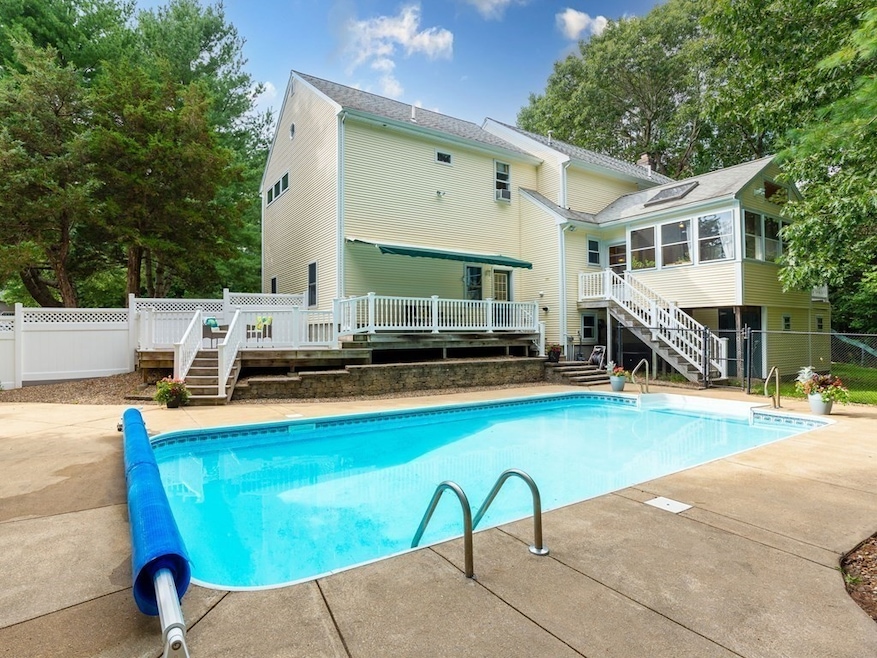 4 Garrett Dr, Norton, MA 02766 - photo 1