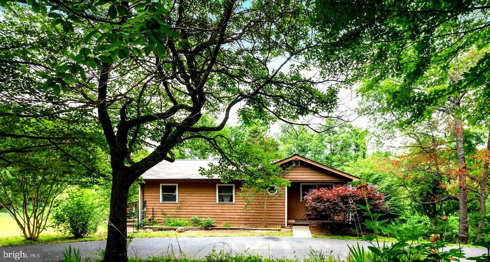 353 King David Dr, Linden, VA 22642 - photo 1