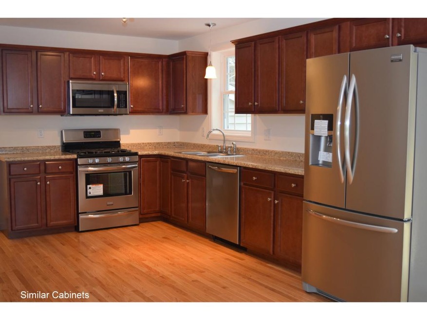 108 Millers Farm Dr, Rochester, NH 03868 - photo 1