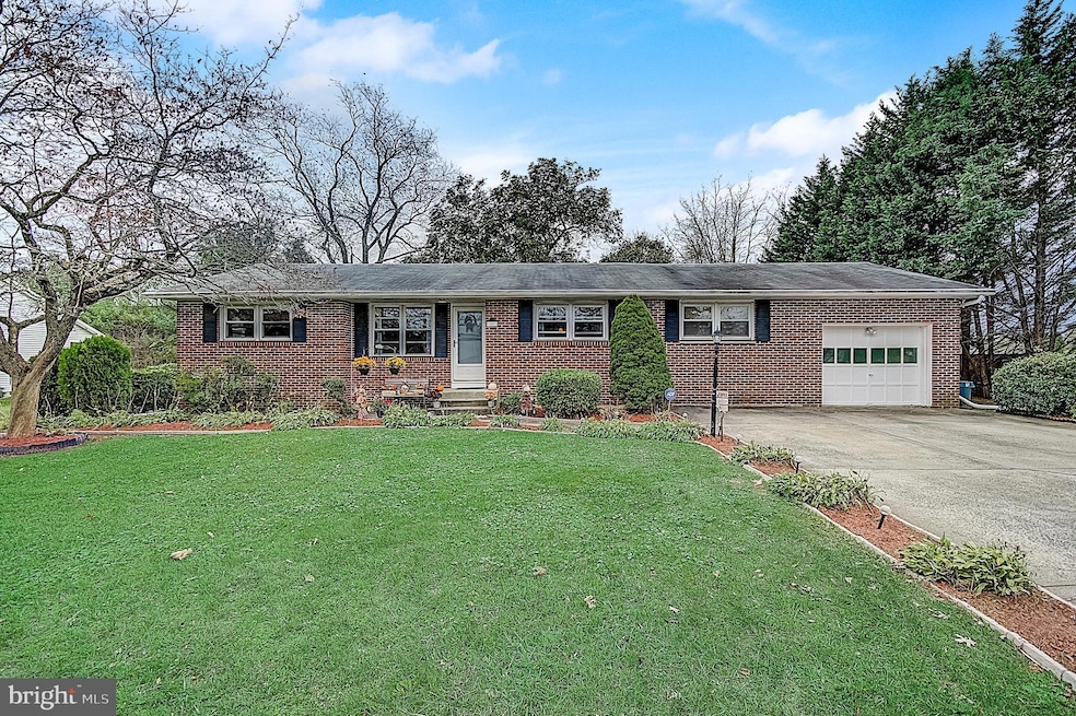 207 Sycamore Ave, Sewell, NJ 08080 - photo 1