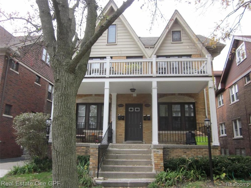 1003 Beaconsfield #2, Grosse Pointe Park, MI 48230 - photo 1