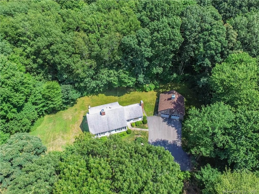 54 Town Line Rd, New Hartford, CT 06057 - photo 1