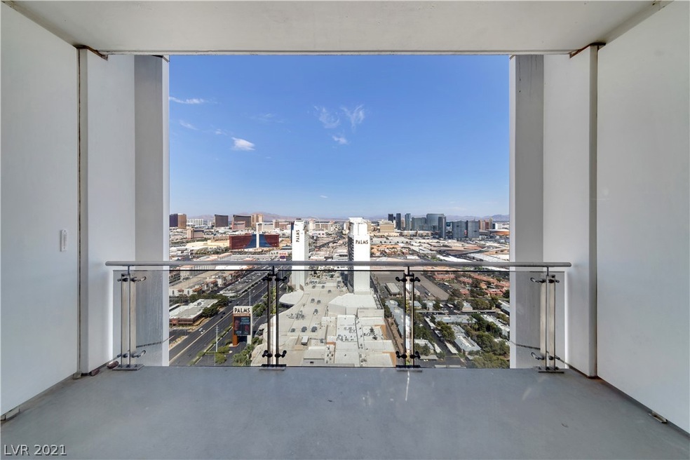 This unit offers unbeatable views of the LV Strip.