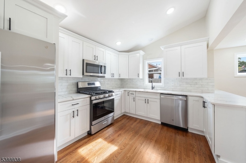 2429 Vauxhall Rd, Union, NJ 07083 - photo 1