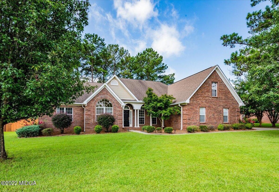 303 Bellemeade Cir, Warner Robins, GA 31088 - photo 1