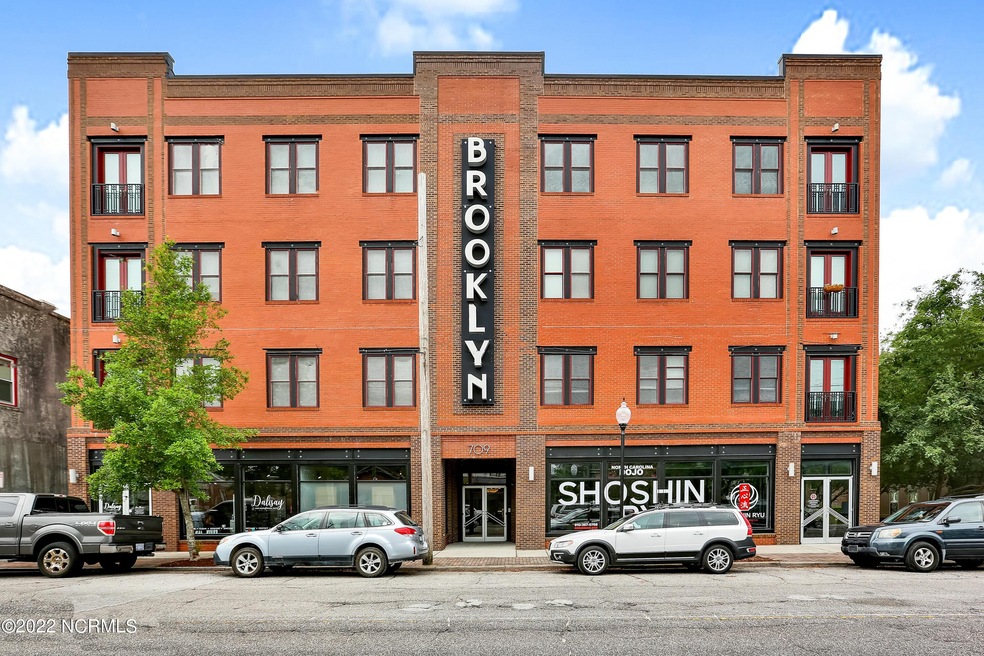 709North4thStreetSte304-01