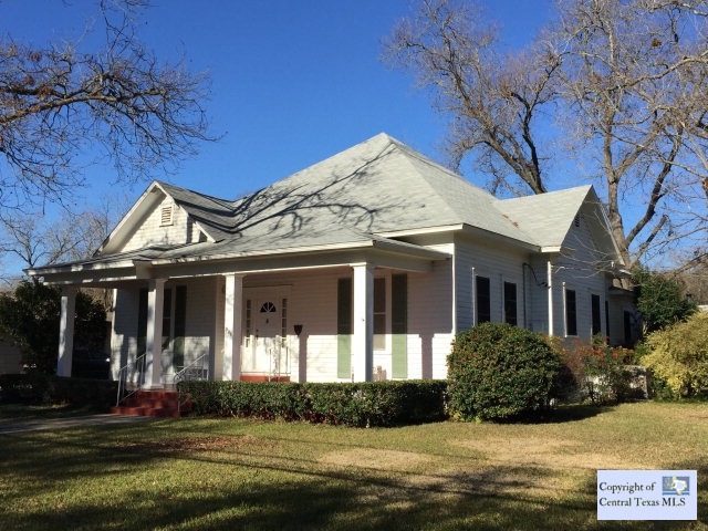 904 W San Antonio St, San Marcos, TX 78666 - photo 1