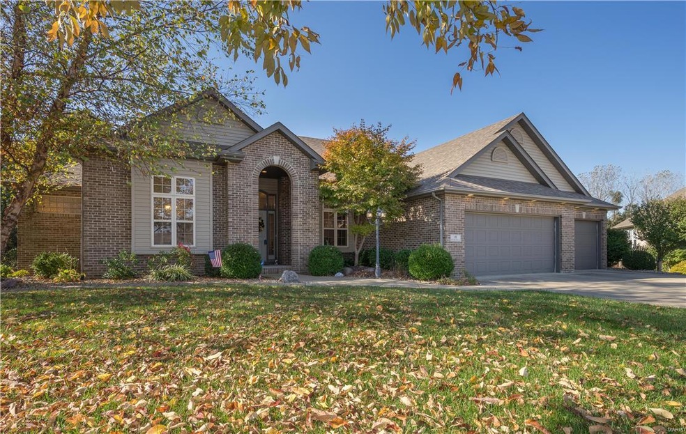 18 Ashford Oaks Dr, Maryville, IL 62062 - photo 1