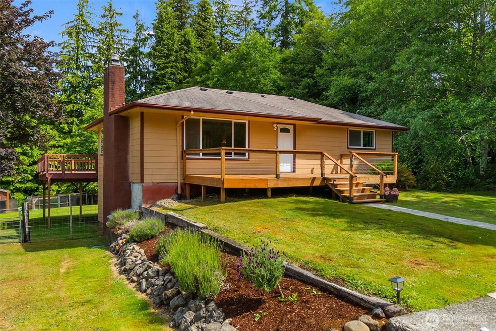 508 Ocean Beach Rd, Hoquiam, WA 98550 - photo 1