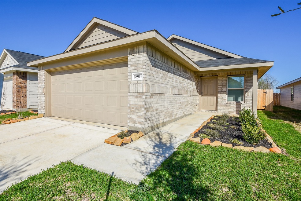 18914 Sorento Bay Ln, Hockley, TX 77447 - photo 1