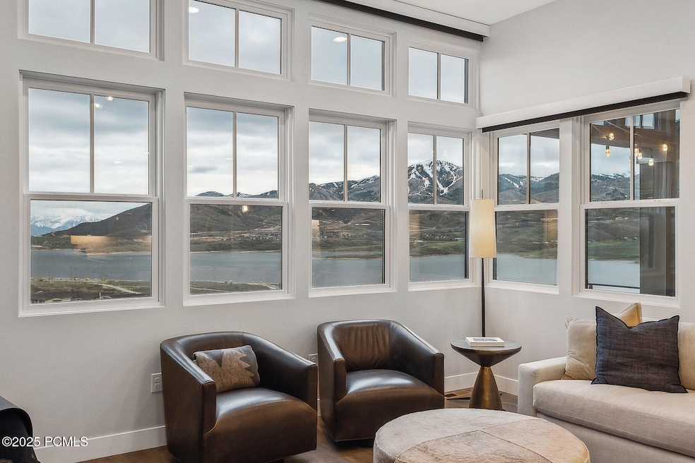 001_442_e_overlook_lp_hideout_hdr002_104