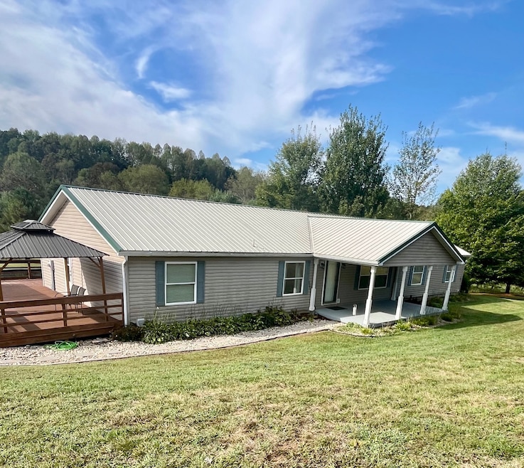 5210 Sour Run Rd, Wellston, OH 45692 - photo 1