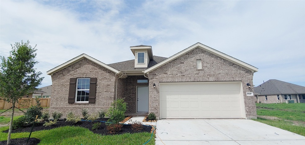 1849 Beau Banks Way, Alvin, TX 77511 - photo 1