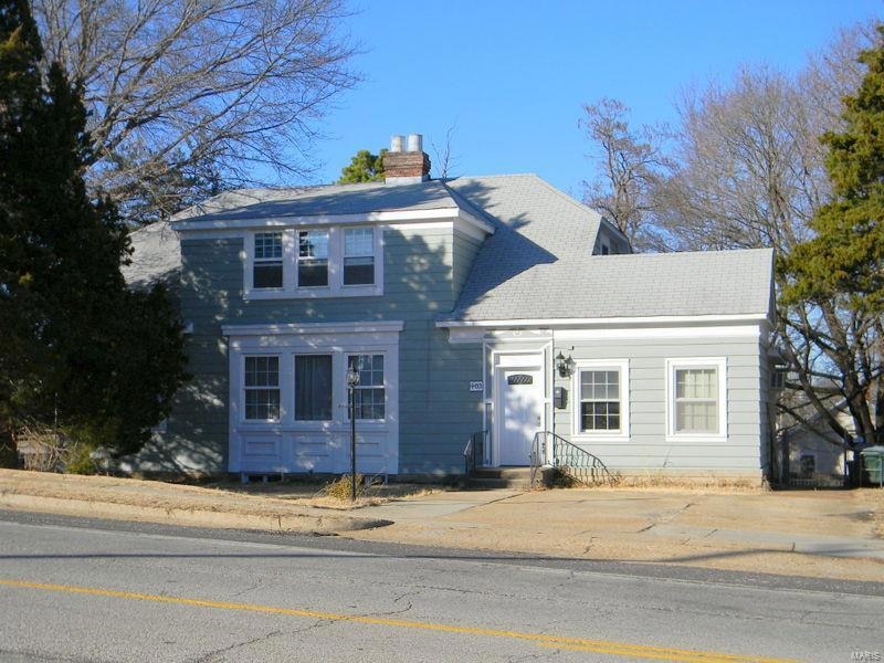 403 E 10th St, Rolla, MO 65401 - photo 1