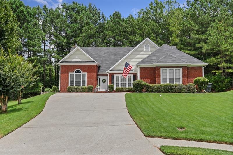 4157 Chatham Point Way, Buford, GA 30518 - photo 1