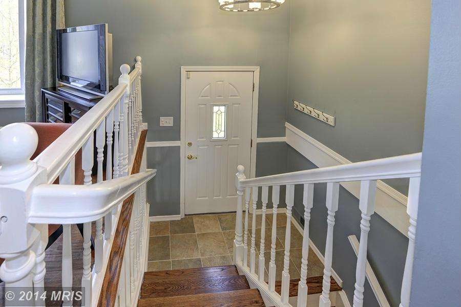 310 Talahi Rd SE, Vienna, VA 22180 - photo 1