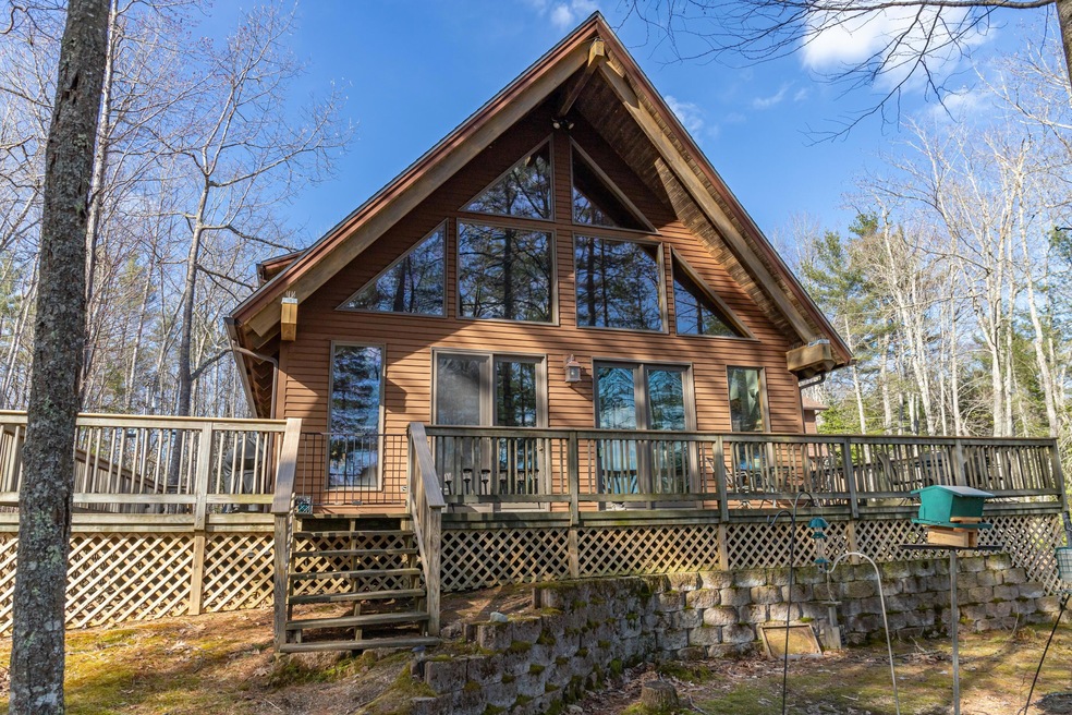 Addl 2.8 acres available with shorefront