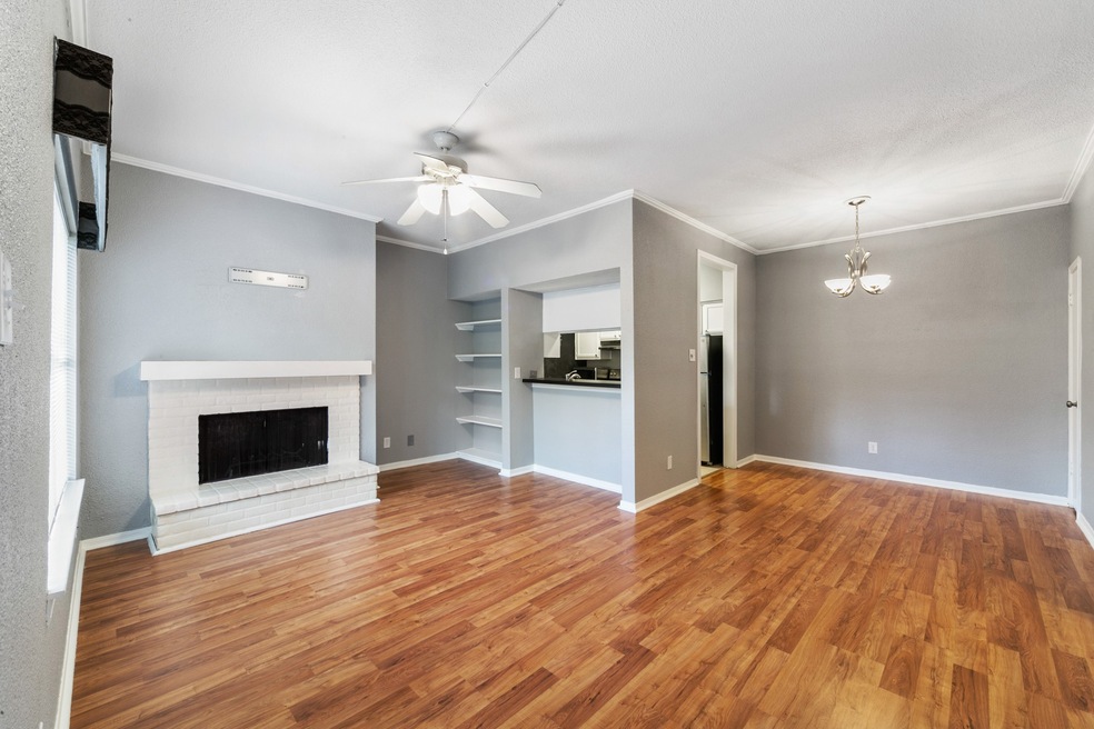 728 Bering #13 is a wonderful 1-bedroom ground-lev