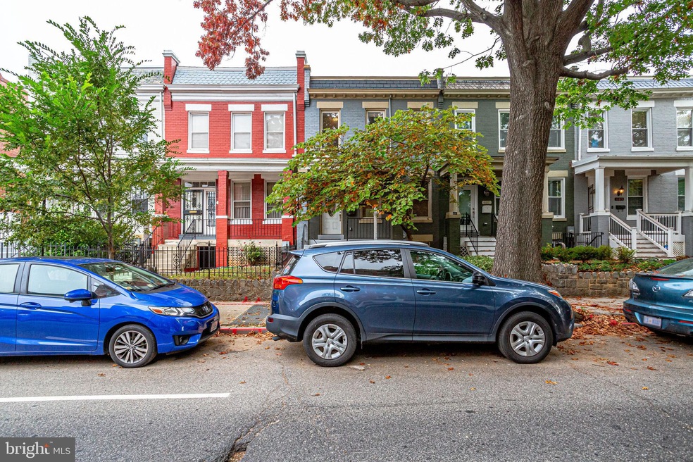 609 Irving St NW, Washington, DC 20010 - photo 1