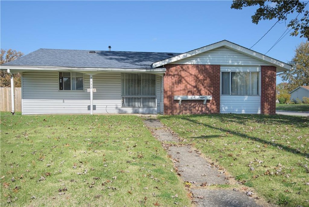 2157 E 39th St, Lorain, OH 44055 - photo 1