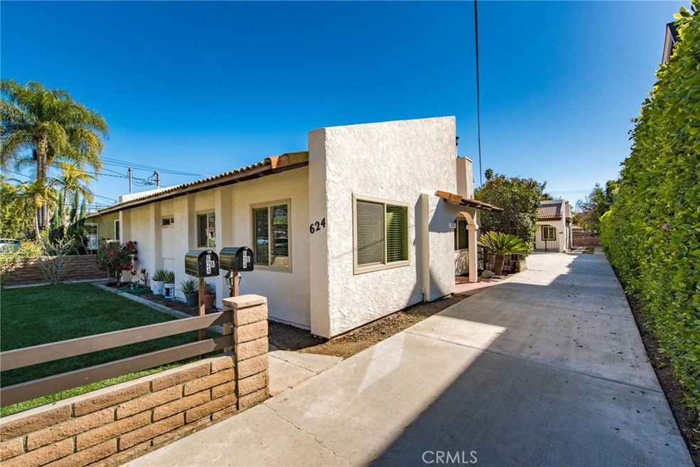 624 W Colorado Blvd unit B, Monrovia, CA 91016 - photo 1