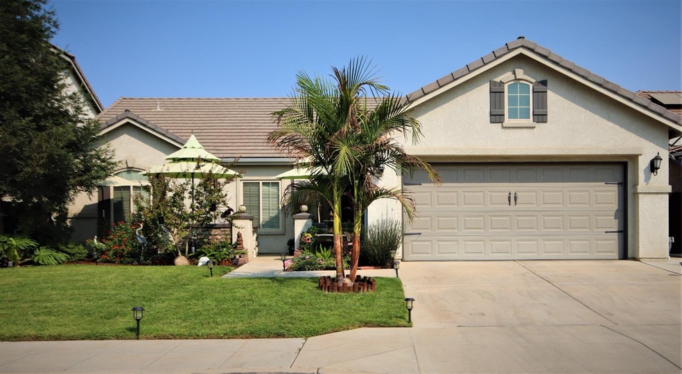 6602 E Simpson Ave, Fresno, CA 93727 - photo 1