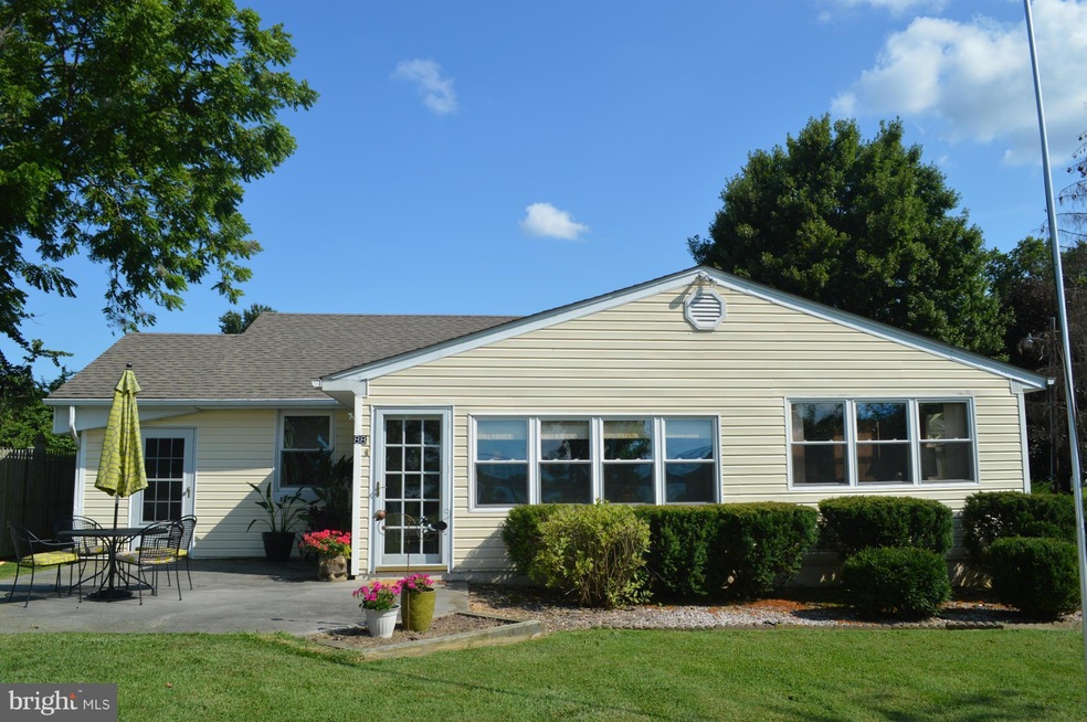 88 Sunset Cir, Colonial Beach, VA 22443 - photo 1