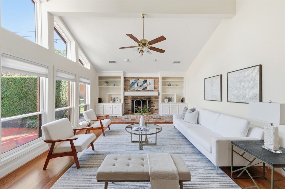 15719 Brookvilla Dr, Houston, TX 77059 - photo 1