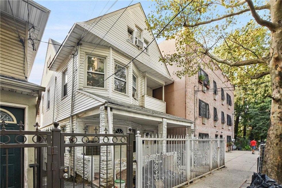 2709 Kingsbridge Terrace, Bronx, NY 10463 - photo 1