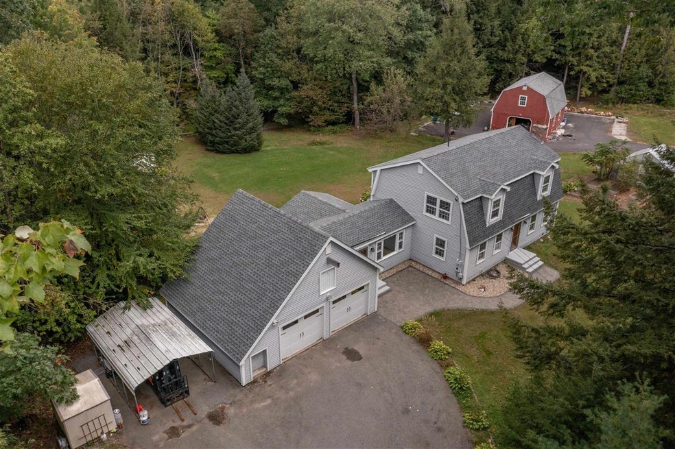 2 Goldstone Cir, MerriMacK, NH 03054 - photo 1