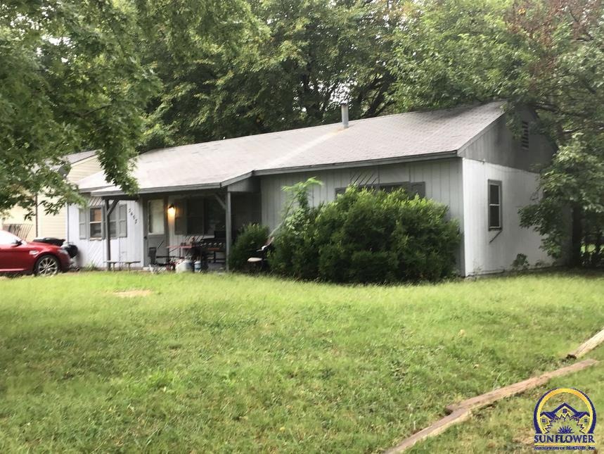 3457 SW Clare Ave, Topeka, KS 66611 - photo 1