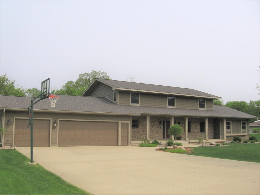 600 24th St NW, Austin, MN 55912 - photo 1