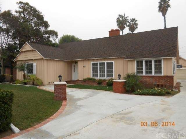 956 LINCOLN AVE. POMONA (FRONT VIEW)
