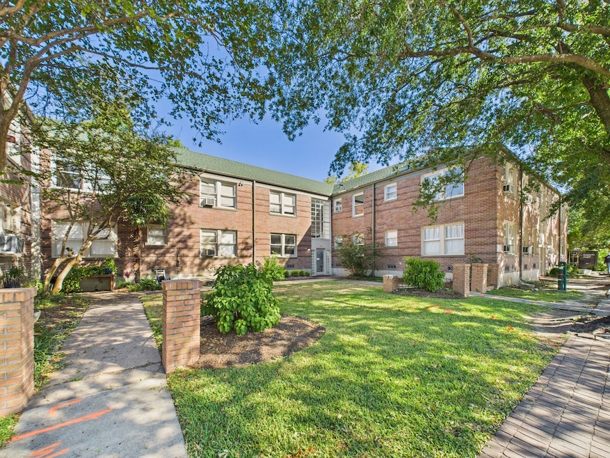 Welcome to 1920 Richmond Ave, Unit 6