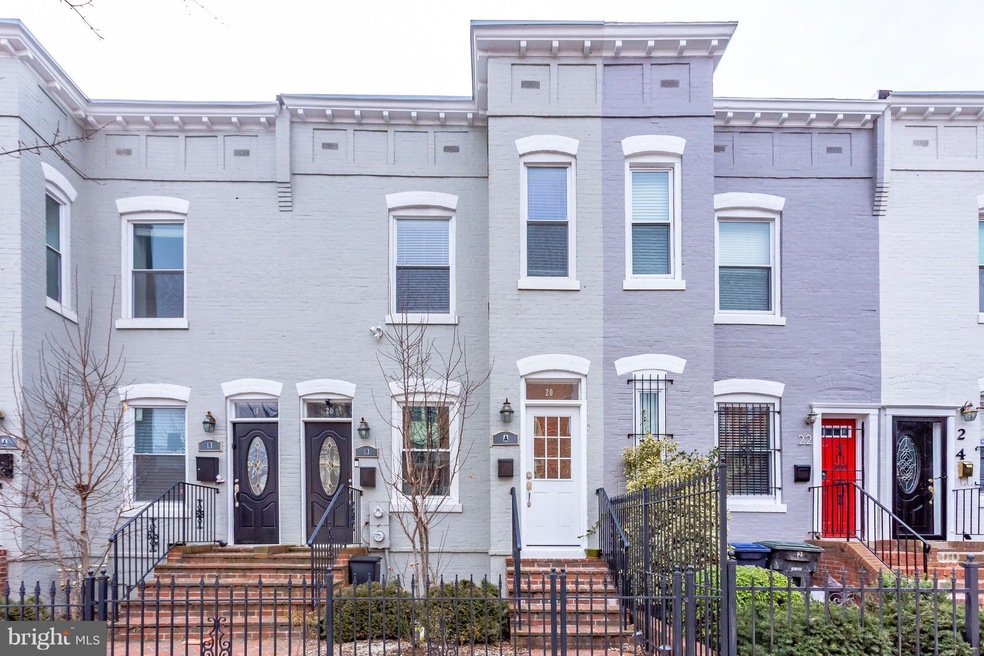 20 O St NW unit A, Washington, DC 20001 - photo 1