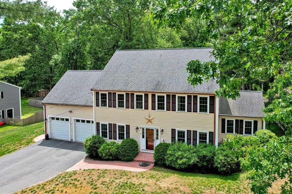 3 Babick Lake Dr, Hudson, MA 01749 - photo 1